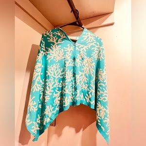 Bright Blue and white pattern reversible wrap